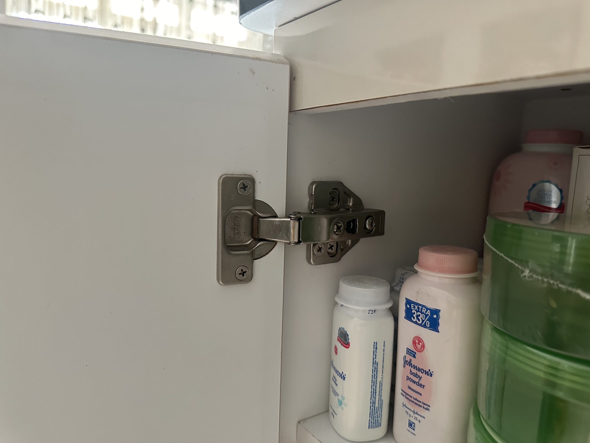 professional handyman services Tampines SG maintenance work